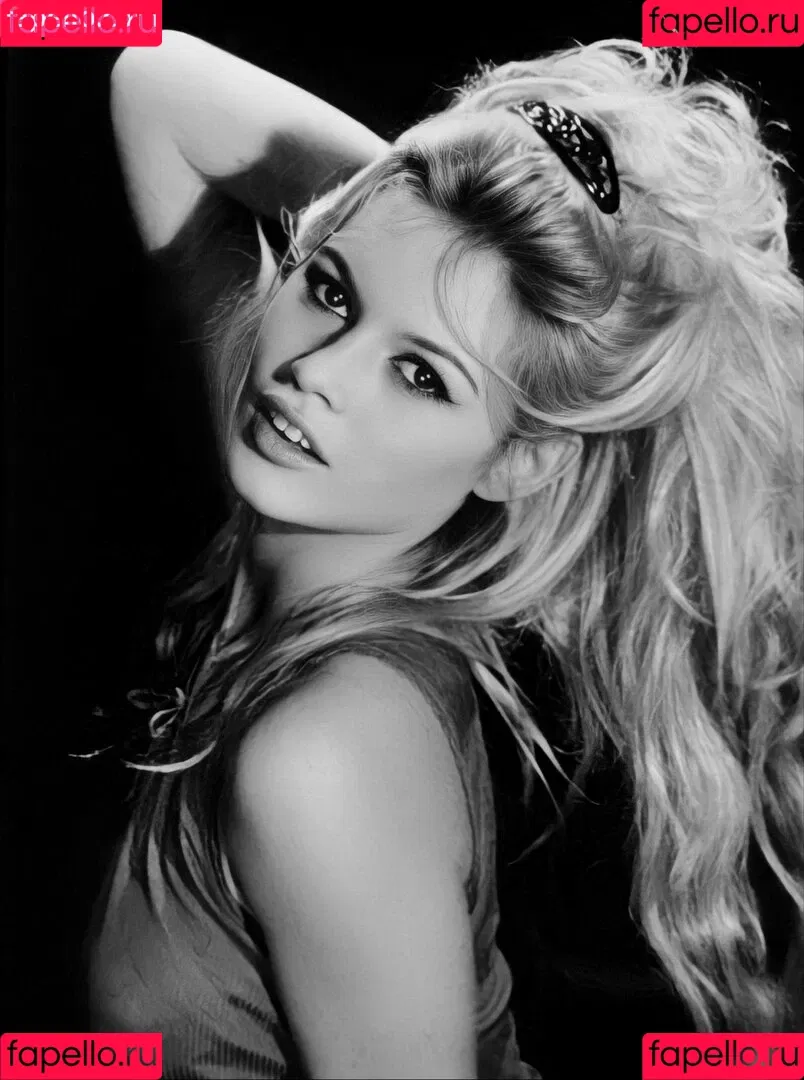 Brigitte Bardot Onlyfans Photo Gallery 