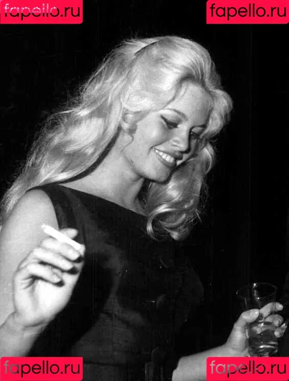Brigitte Bardot Onlyfans Photo Gallery 