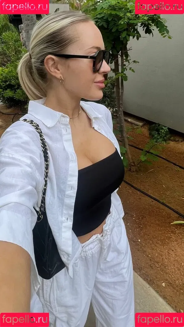 Erna Husko Onlyfans Photo Gallery 